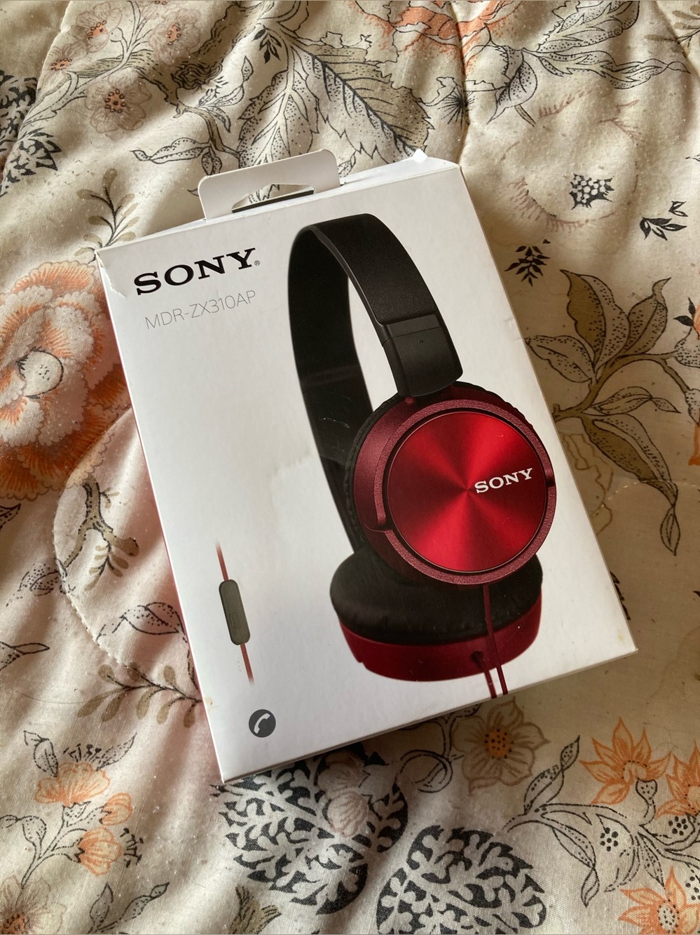 New Sealed Sony MDR-ZX310AP Wired Headphones with Microphone - Boxed